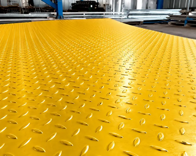 Planchas estriadas en FRP